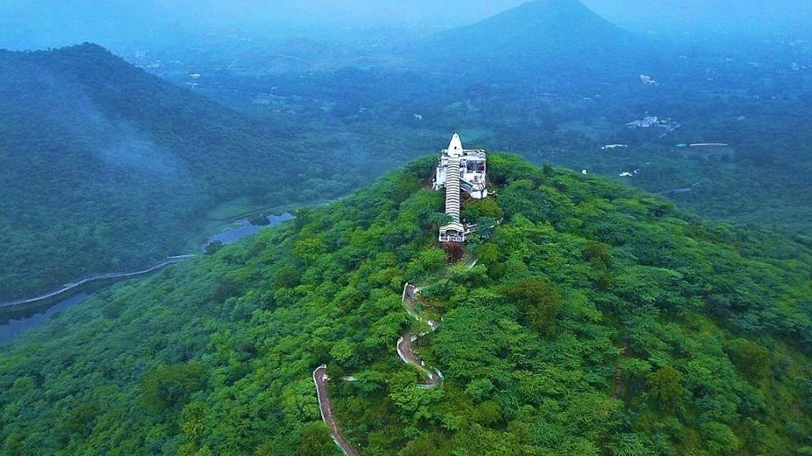 Neemach Mata Temple Udaipur: History, Trek, Darshan Timings & Mudras Stays Guide