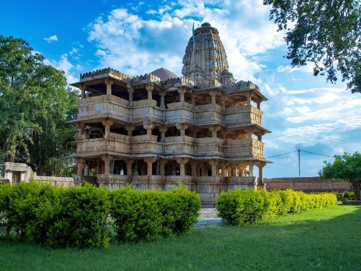 Dev Somnath Temple Dungarpur: History, Architecture, Darshan Timings & Mudras Stays Guide