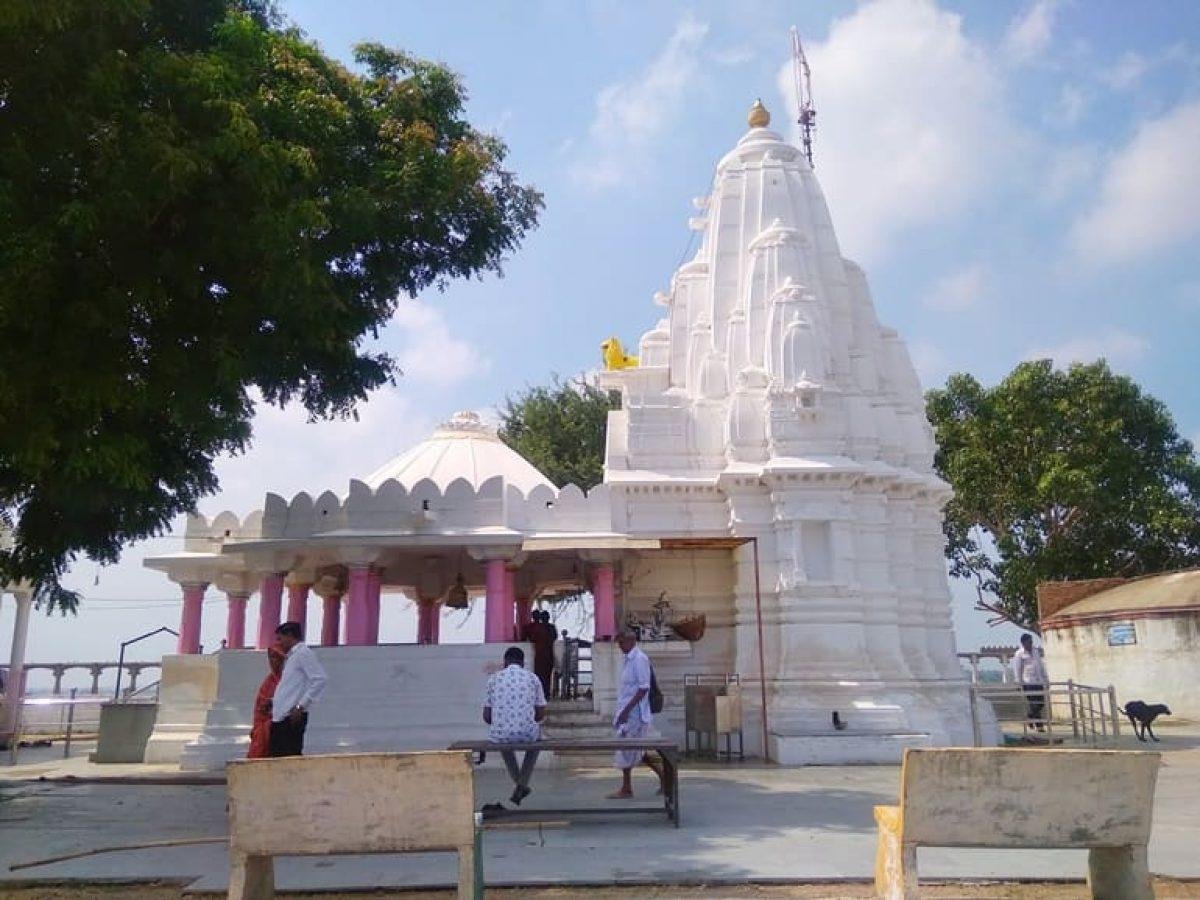 Baneshwar Temple Dungarpur: History, Spiritual Significance, Darshan Timings & Mudras Stays Guide