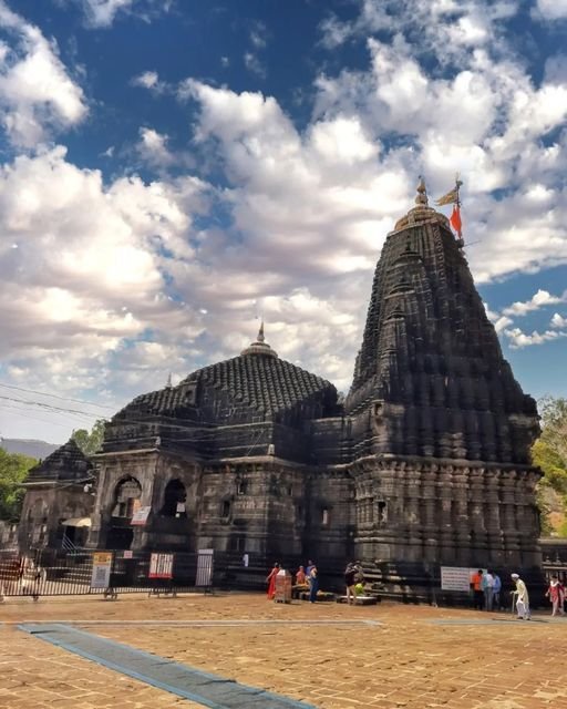 Atmateshwar Mahadev Temple Pushkar: History, Architecture, Darshan Timings & Mudras Stays Guide