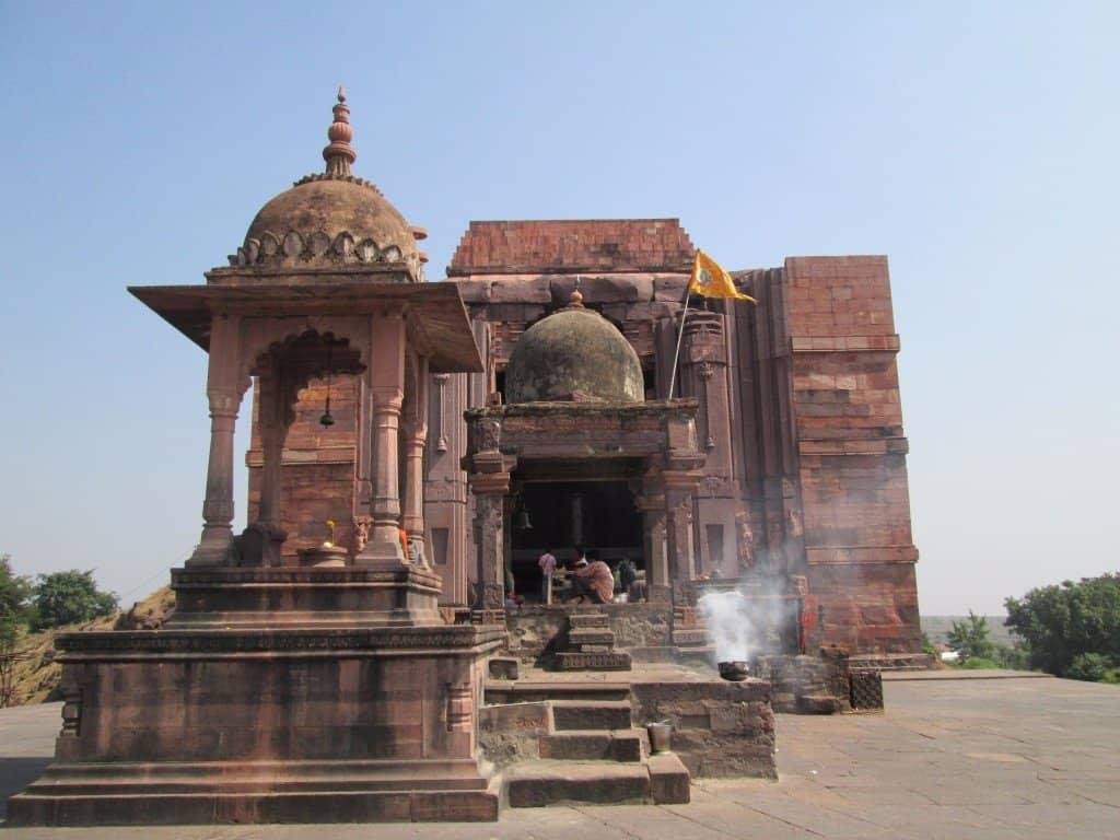 Bhojeshwar Temple Bhojpur: History, Massive Shiva Linga, Architecture & Mudras Stays Guide