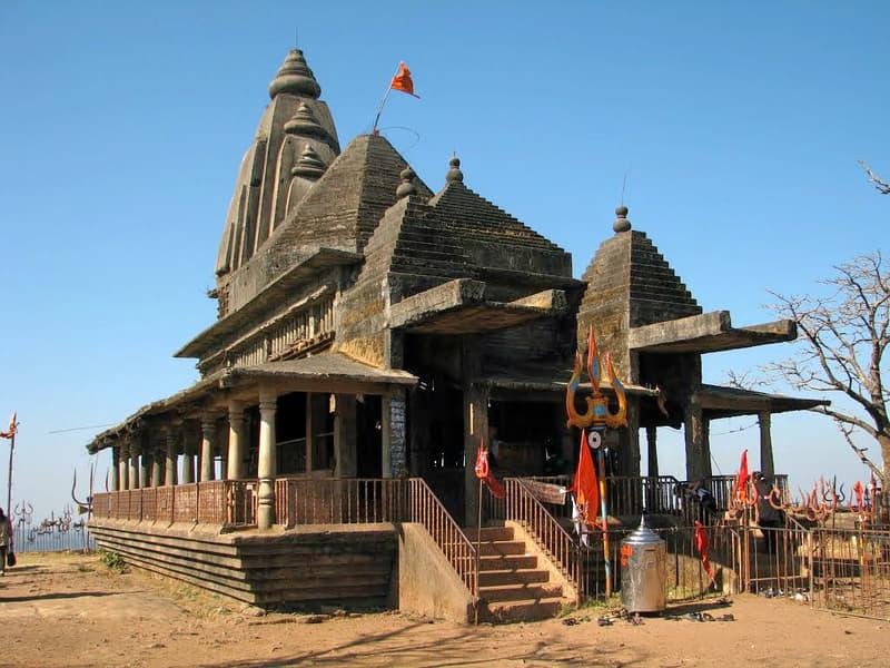 Chauragarh Temple Pachmarhi: History, Trek, Darshan & Mudras Stays Guide