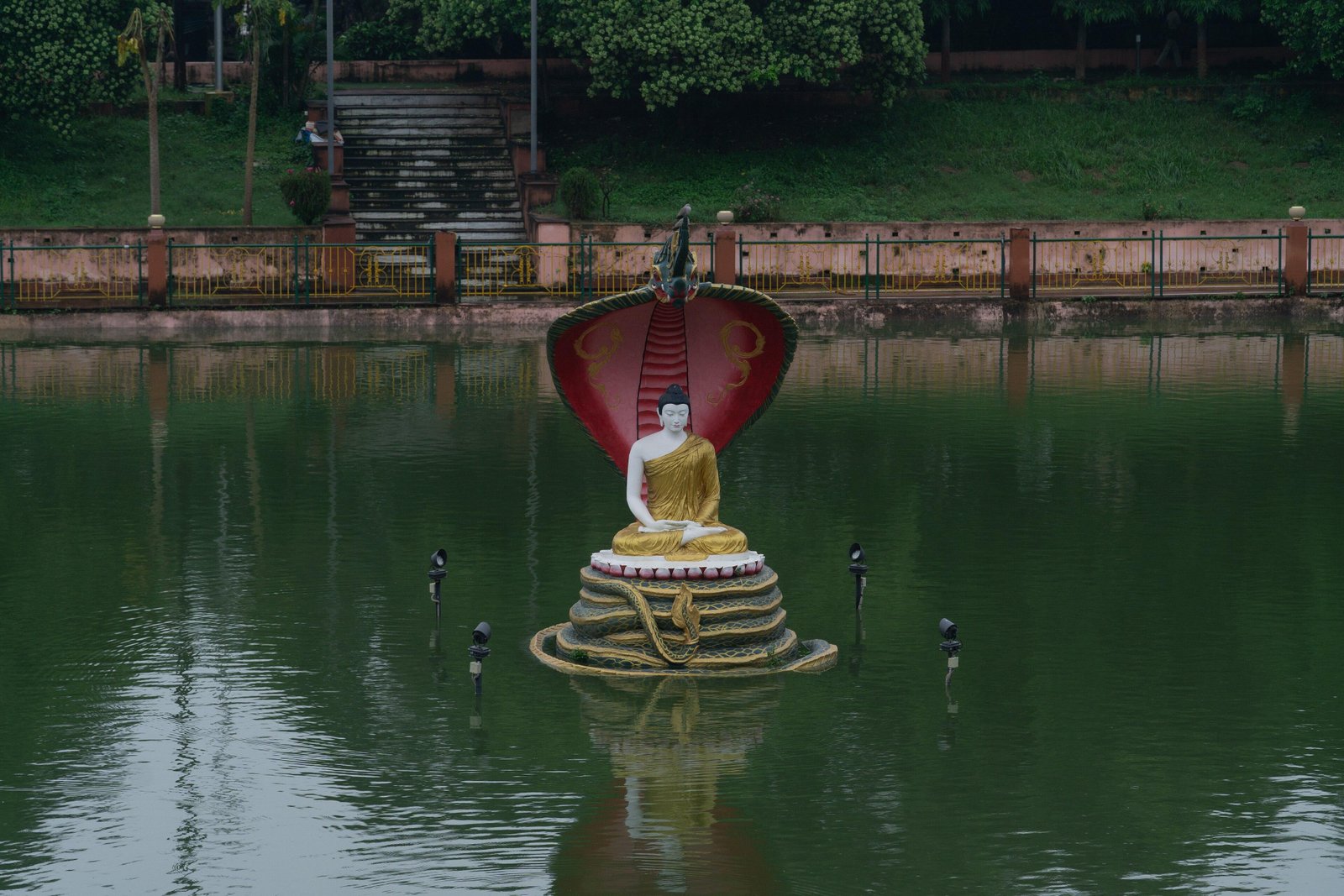 Muchalinda Lake Bodh Gaya: The Peaceful Lake of Buddha's Meditation