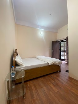 Chirag Homestay