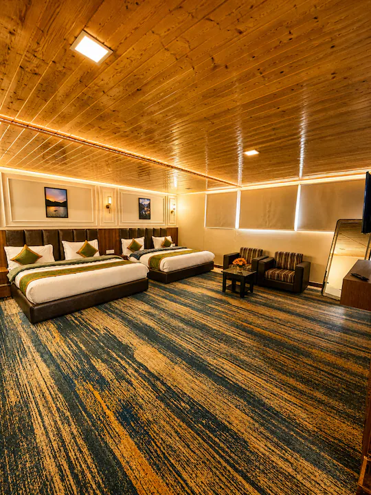 Hotel Yoga Premium