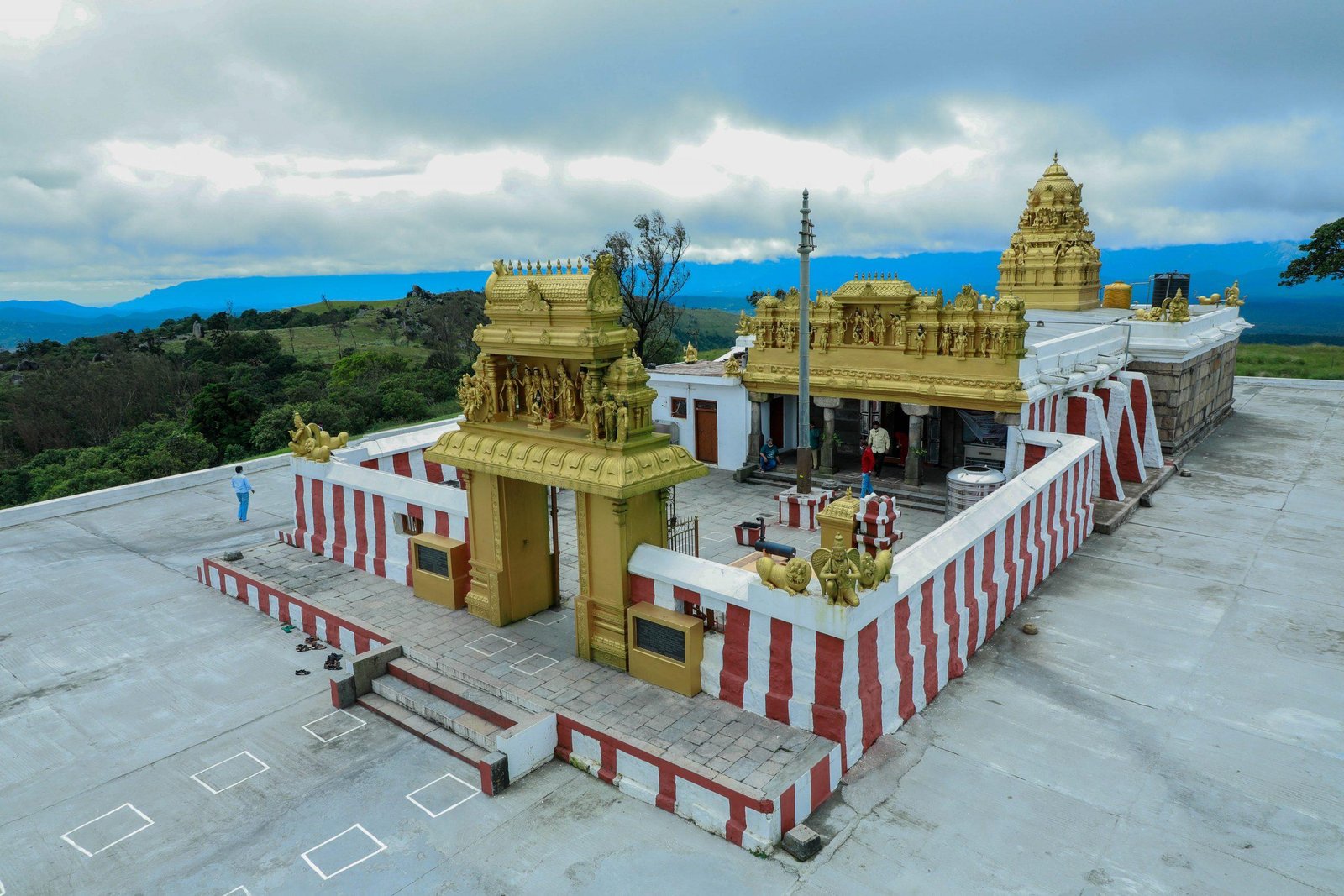 Himavad Gopalaswamy Temple: The Mist-Covered Hill Shrine of Karnataka