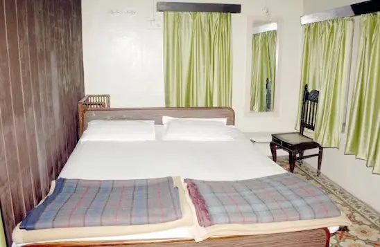 AGRA HOTEL