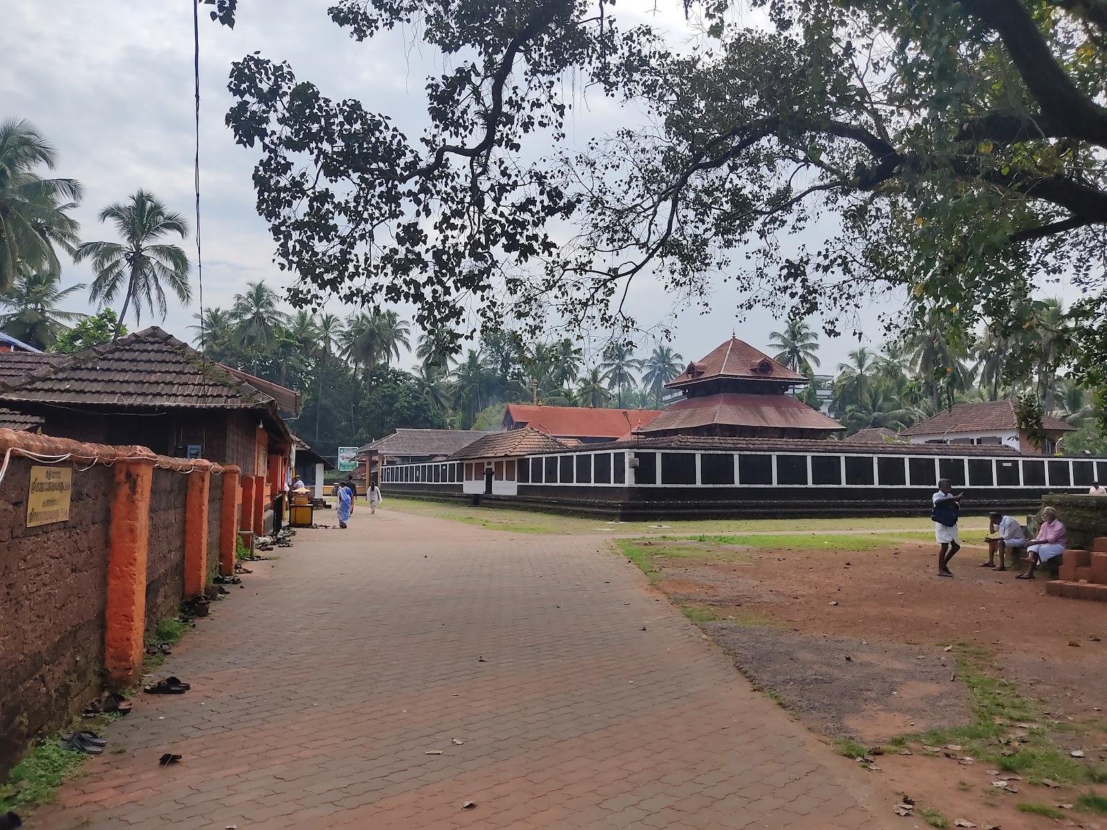 Trichambaram Temple: The Sacred Krishna Temple of Kannur