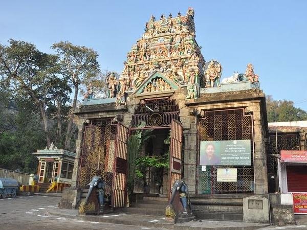 Kutralanathar Temple: The Sacred Shiva Temple of Courtallam