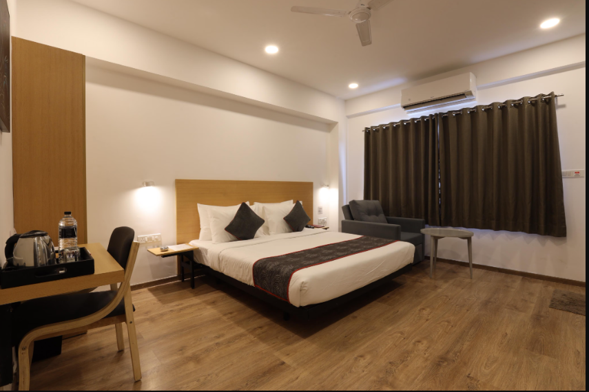 Hotel Triton