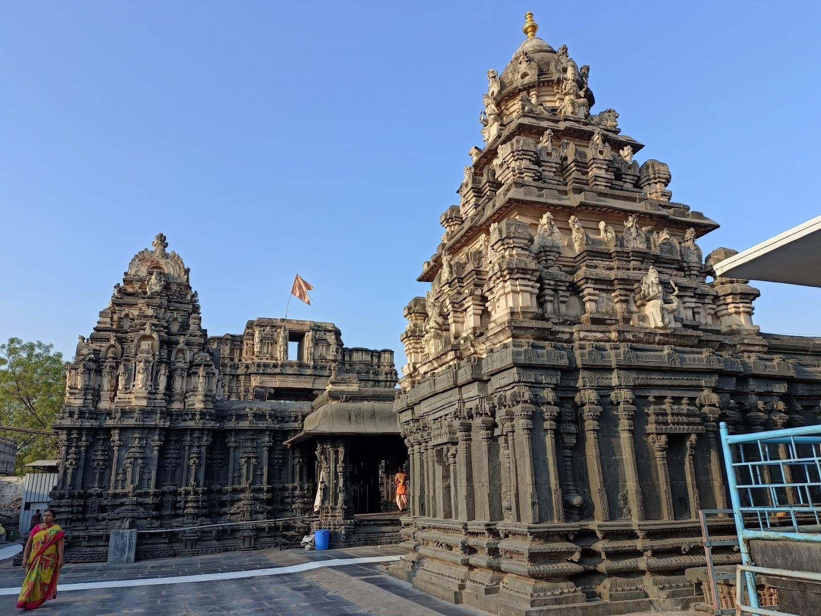 Bugga Ramalingeswara Temple: The Ancient Shiva Temple of Tadipatri