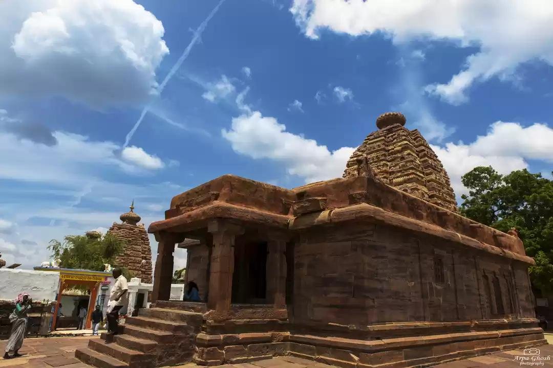 Navabrahma Temples: The Ancient Chalukyan Temple Complex of Alampur