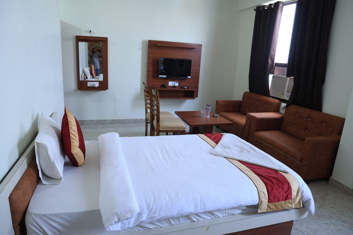 HOTEL AYUSHMAN RAJGIR