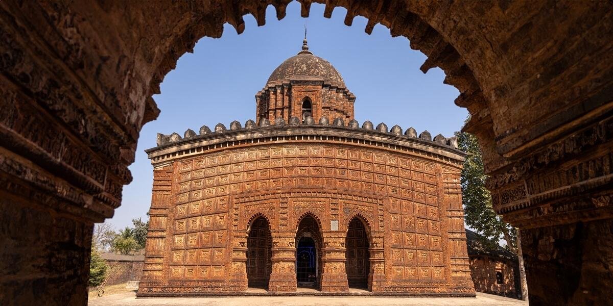 Madan Mohan Temple: The Iconic Terracotta Temple of Bishnupur, West Bengal