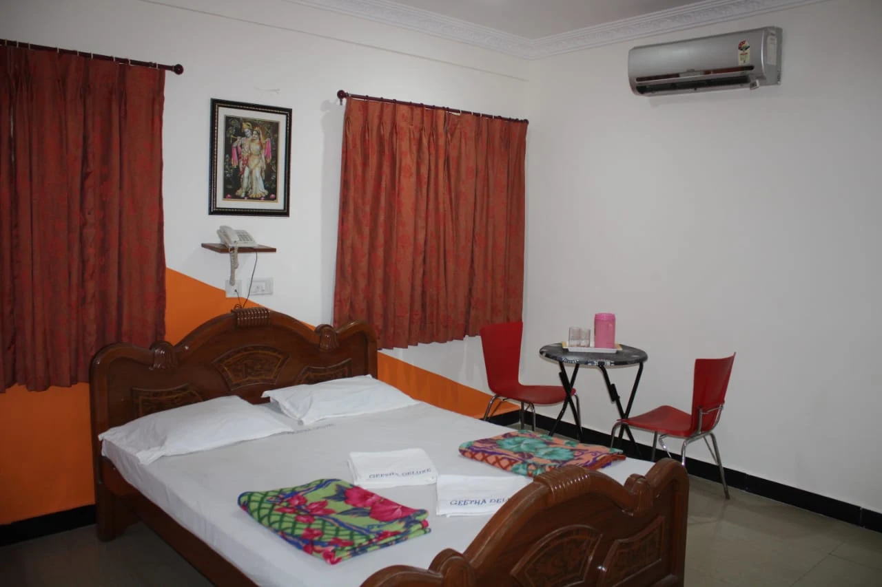 Hotel Sudhiksha Deluxe