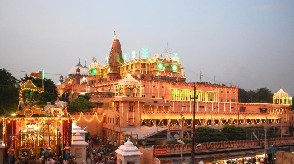 Experience Krishna Janmabhoomi Aarti at the Sacred Birthplace
