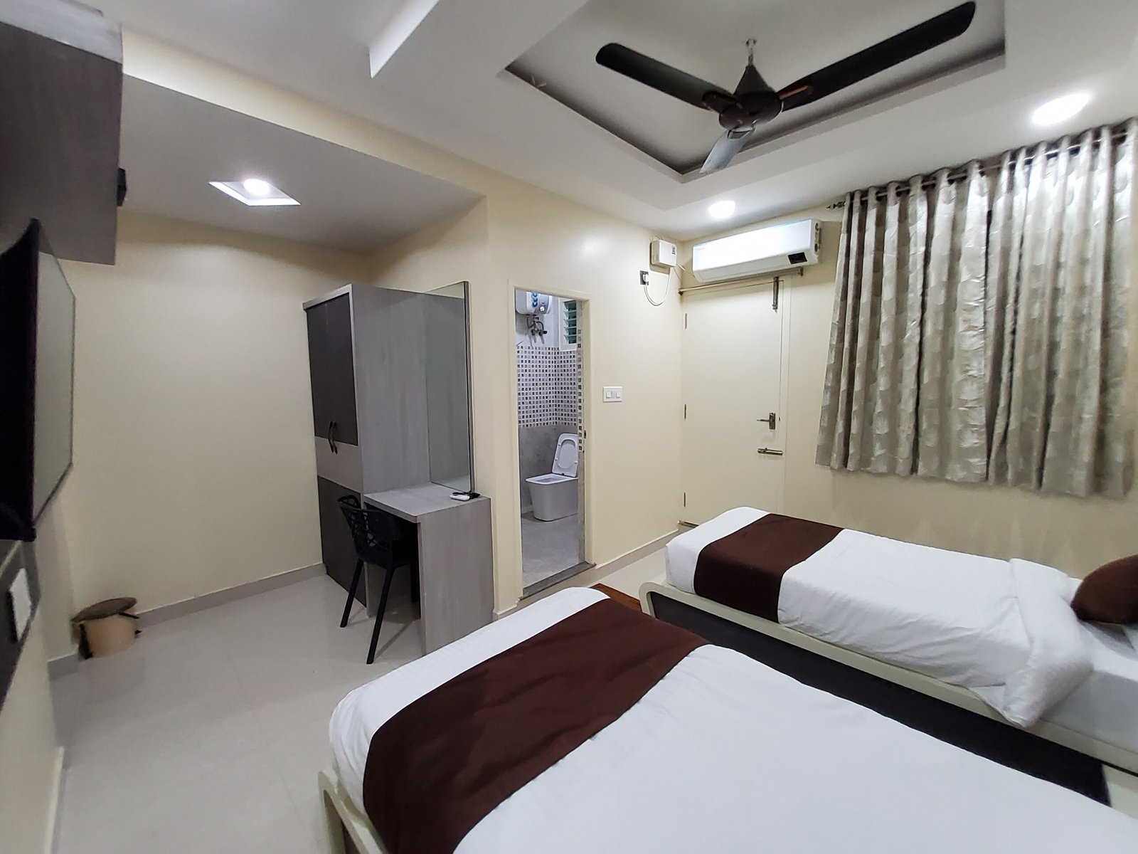 Hotel Kings Palace