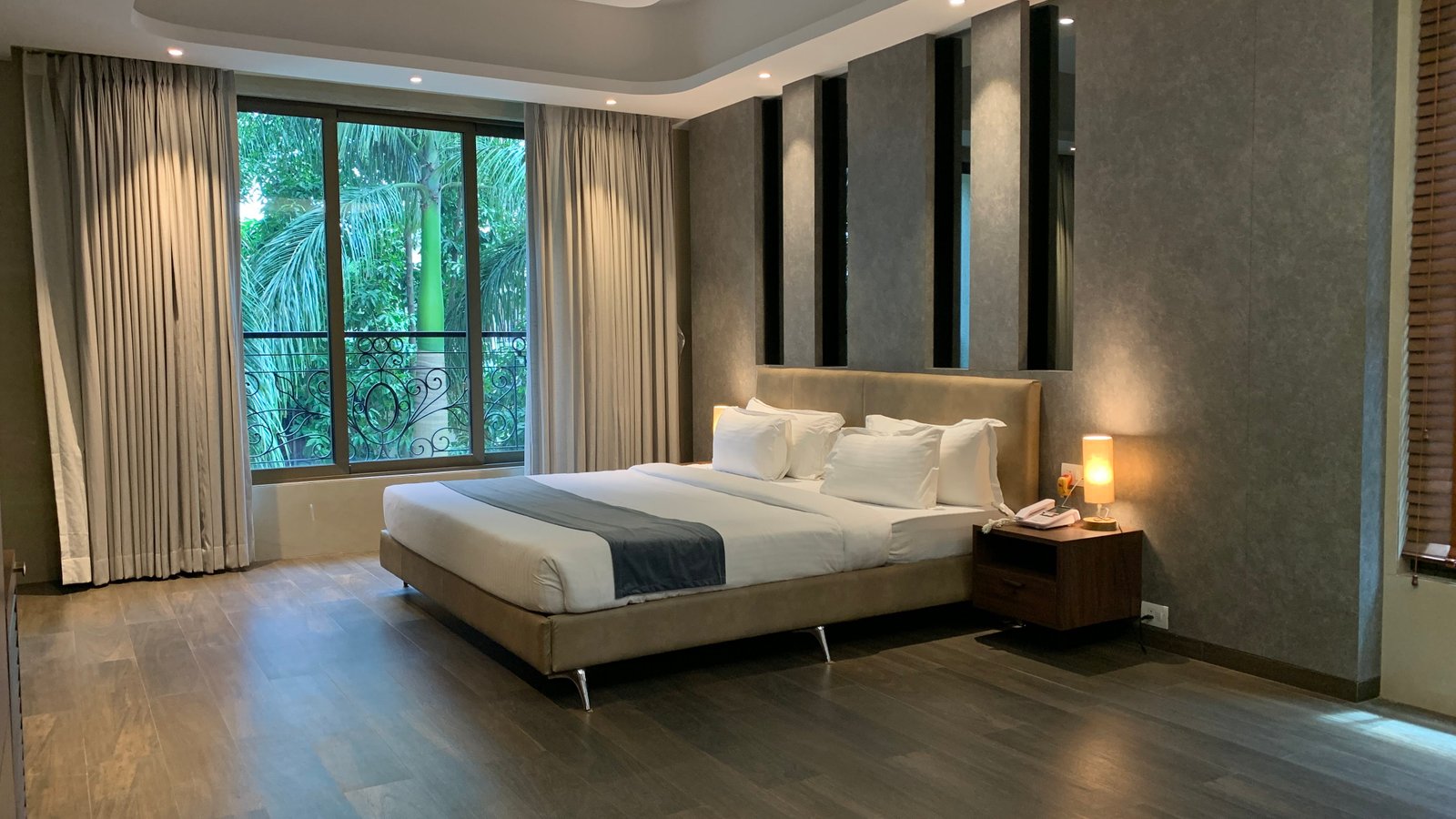 Hotel Three Leaves