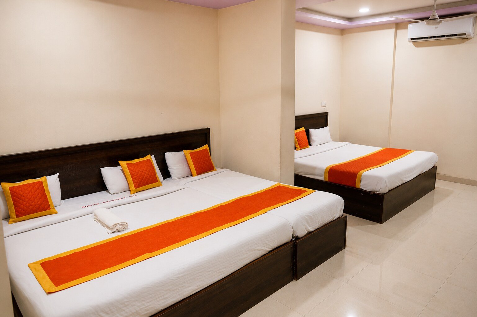 Hotel Radhika Inn