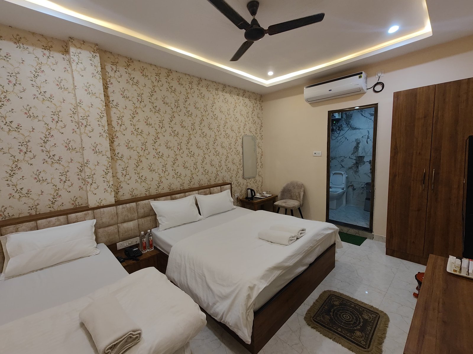Hotel Mangal Murti