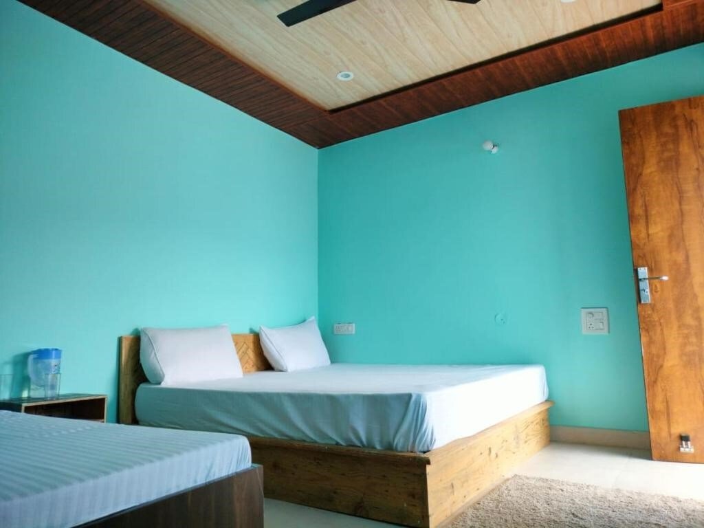 Shree Neelkanth Resort