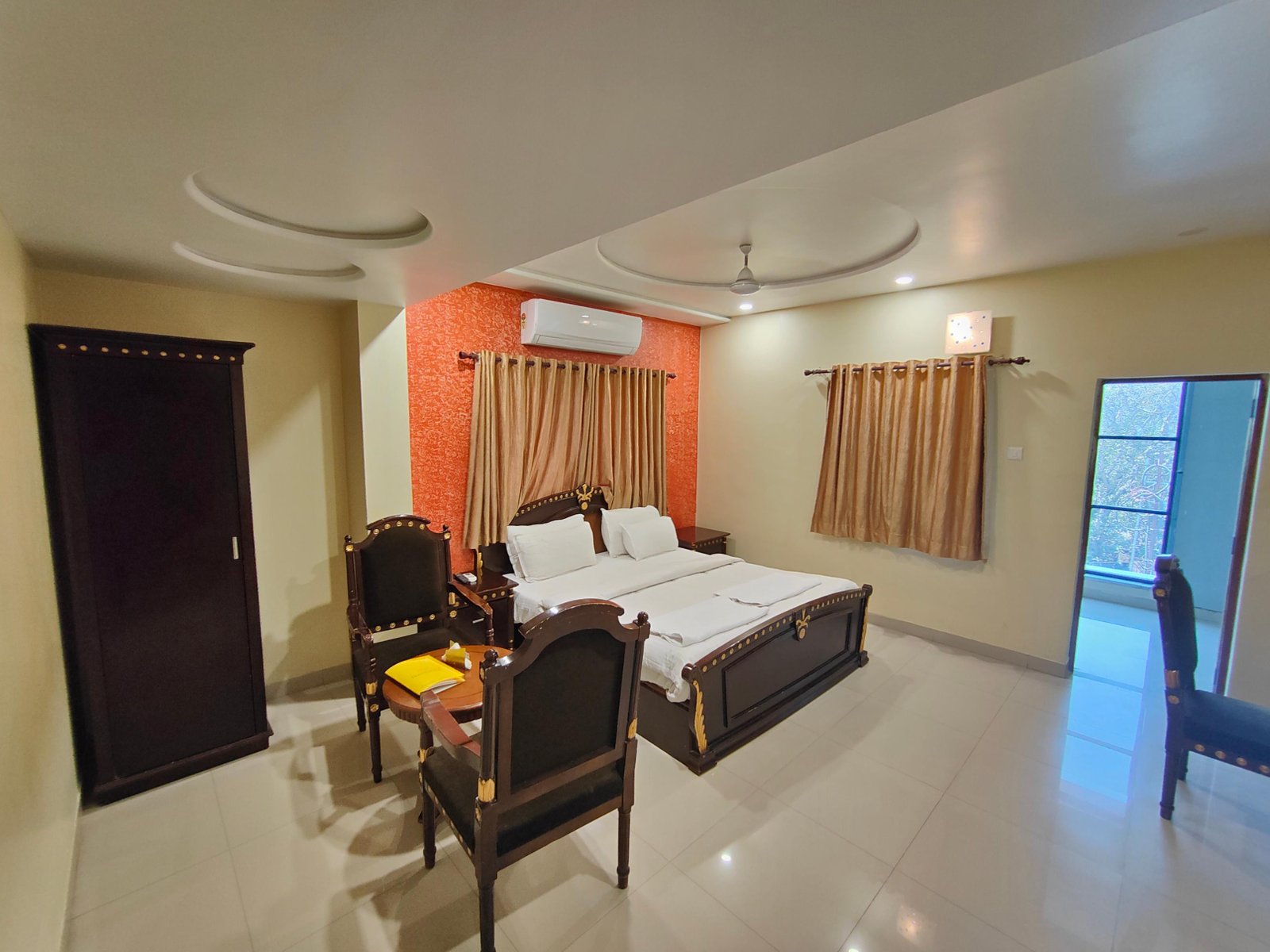 Hotel Indralok