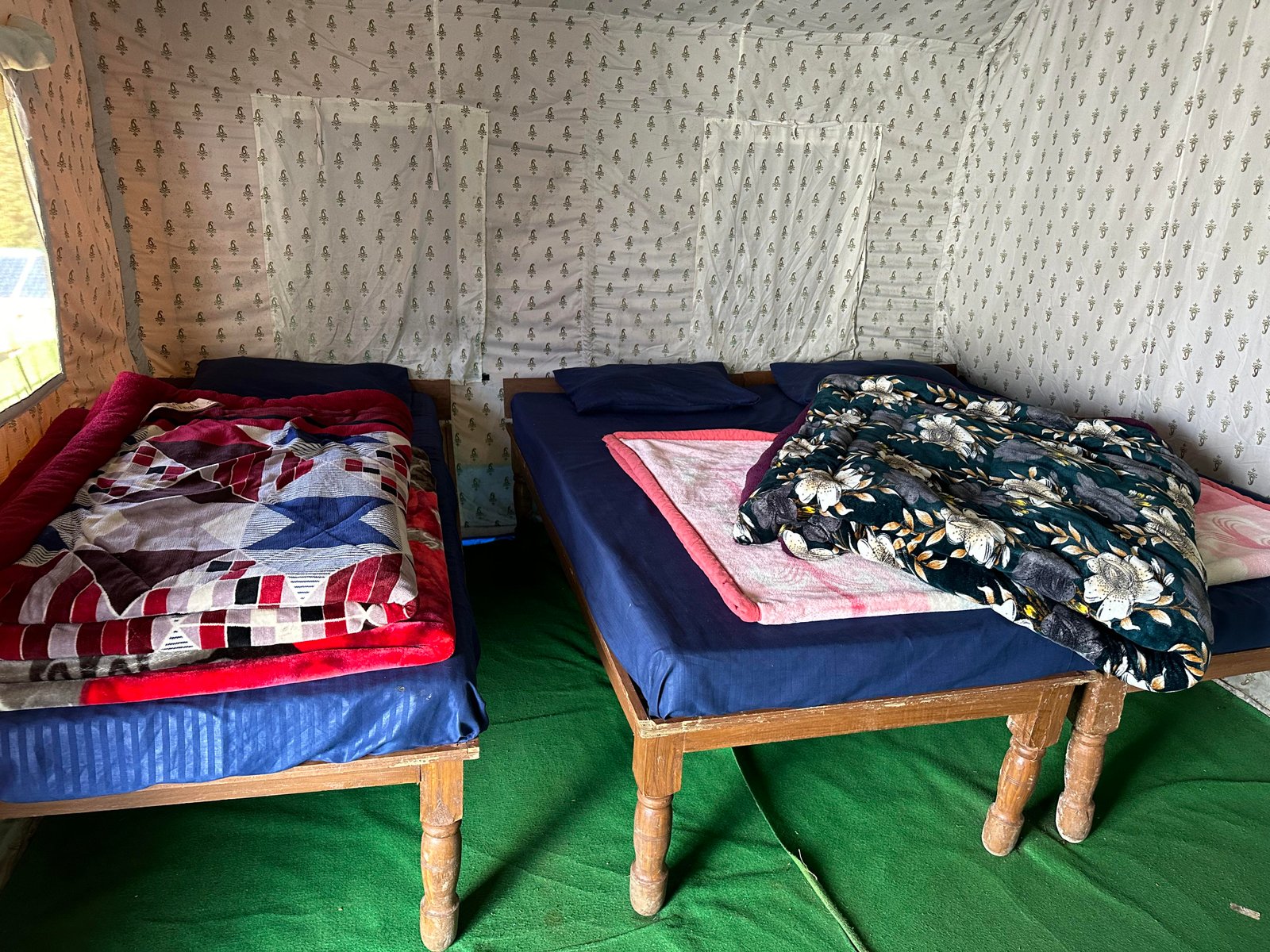 Home away camps and cafe