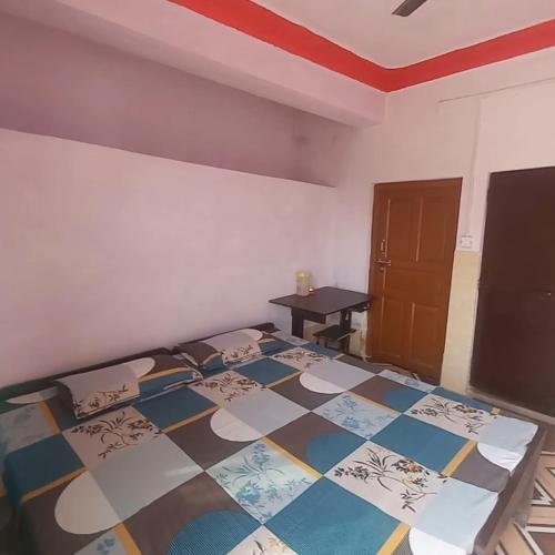 Hari Om Home Stay