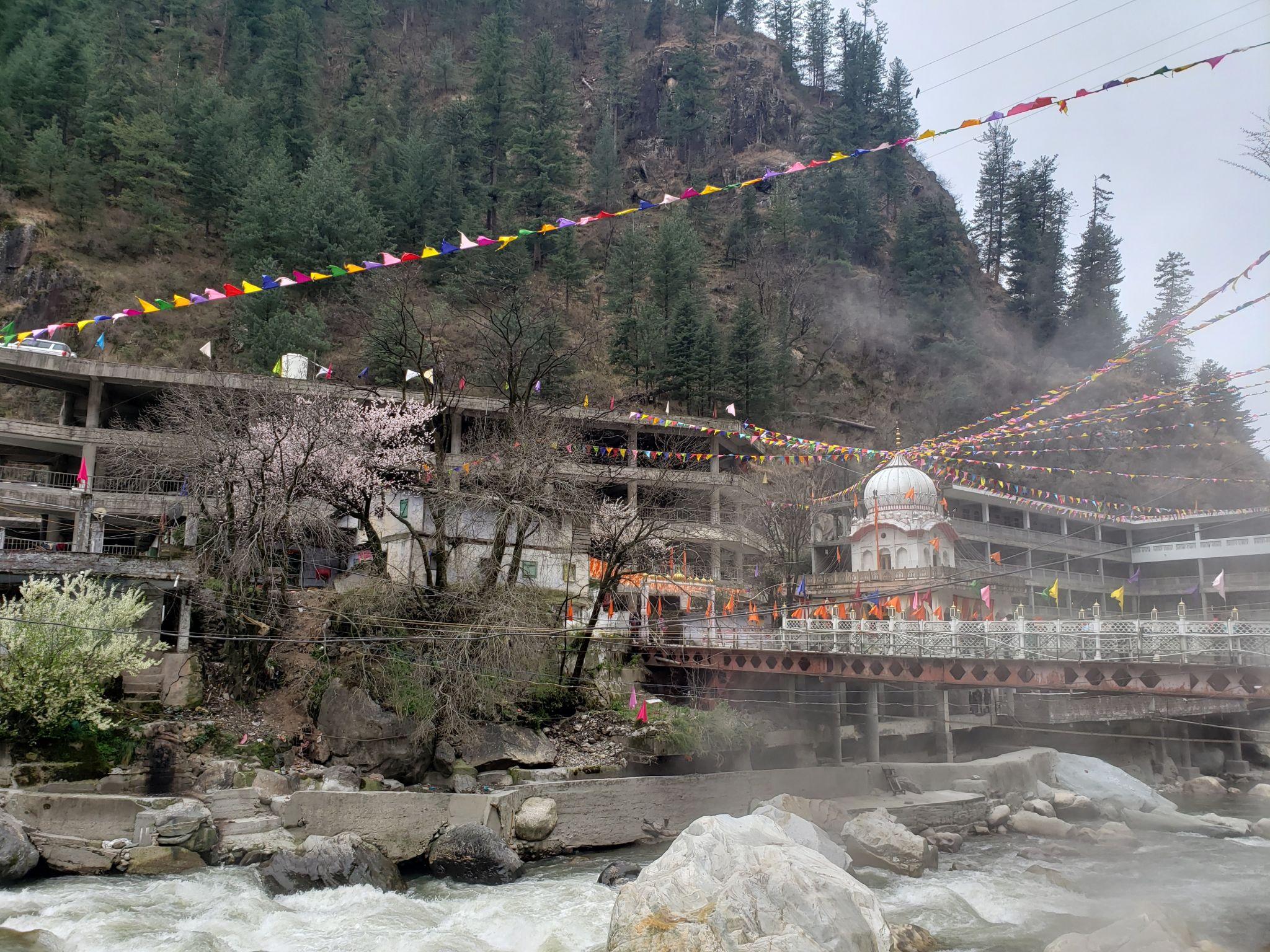 Manikaran Sahib Temple